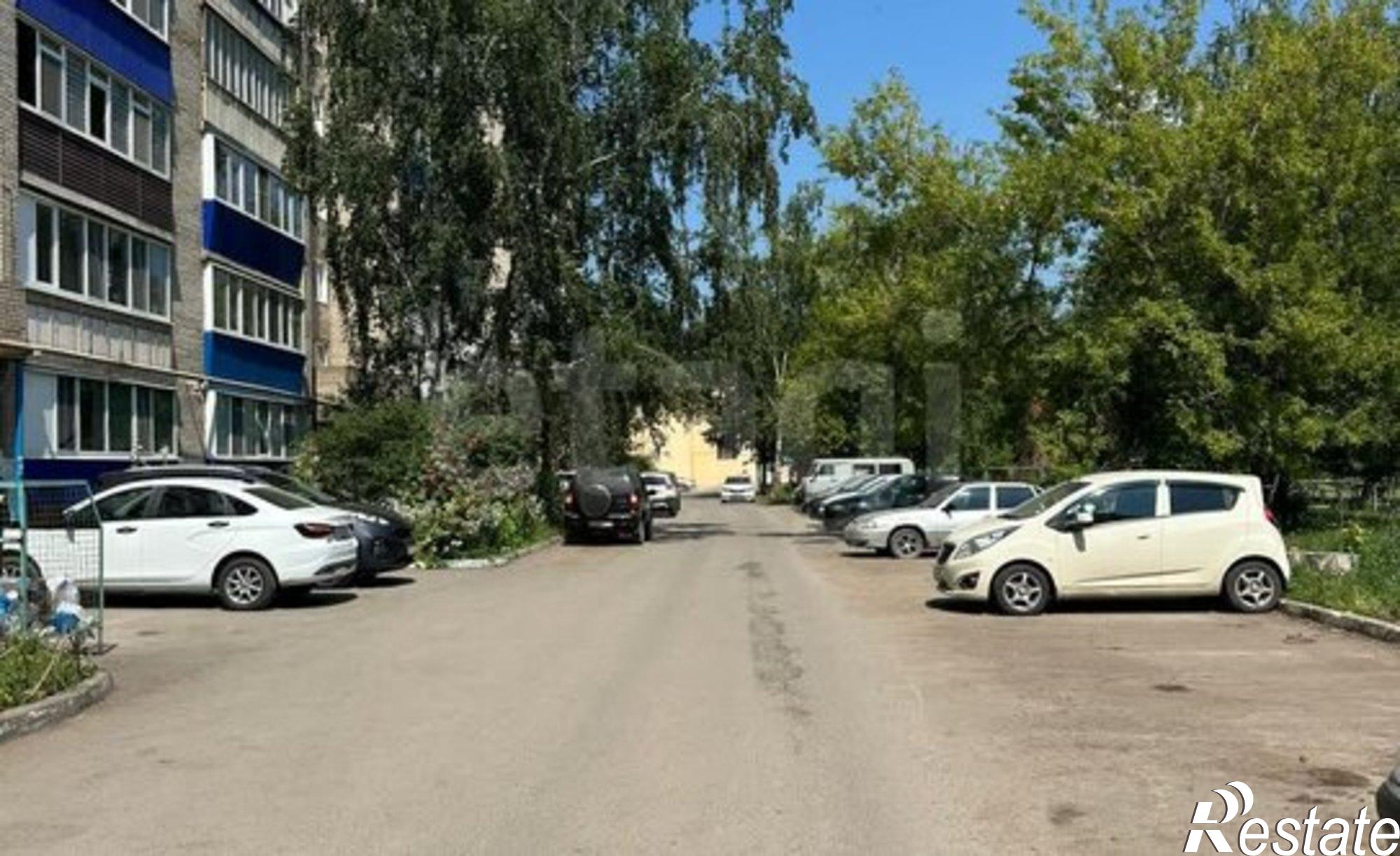 Купить квартиру за 3 900 000 рублей на проспект Строителей, 37