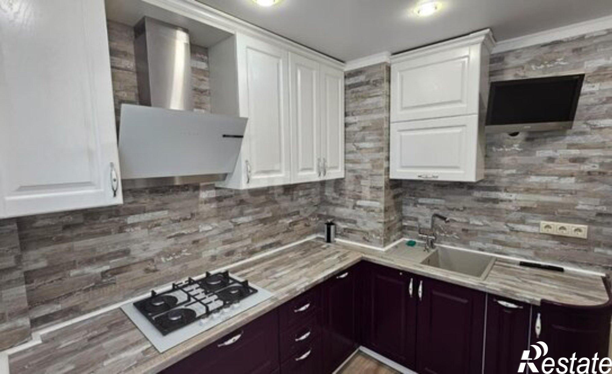 Купить квартиру за 5 500 000 рублей на ул Нефтяников, 17