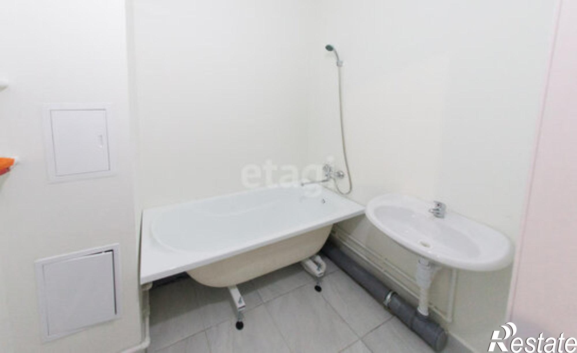 Купить квартиру за 9 750 000 рублей на улица Автомобилистов, 11