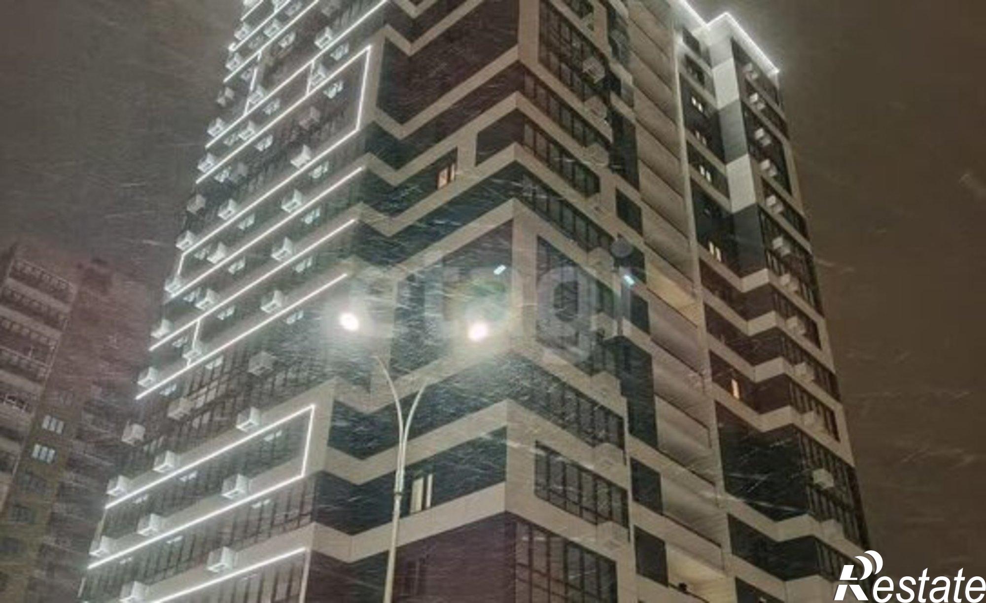 Купить квартиру за 9 000 000 рублей на пр-кт Строителей, 70А