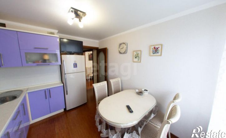 4-комн квартира улица Тельмана, 68,  д. 68