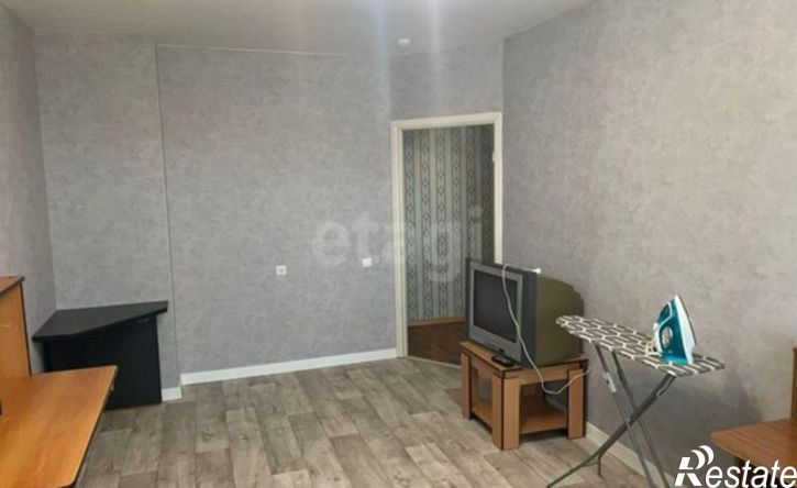 2-комн квартира проспект Строителей, 68,  д. 68