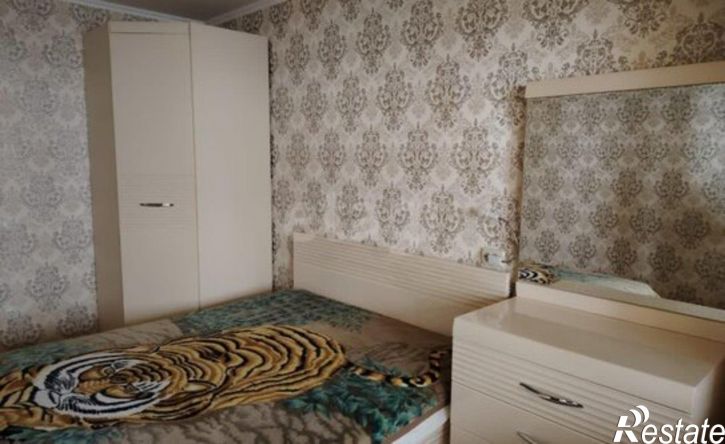 3-комн квартира улица 8 Марта, 32,  д. 32