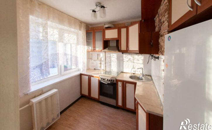 2-комн квартира улица Нефтяников, 27,  д. 27