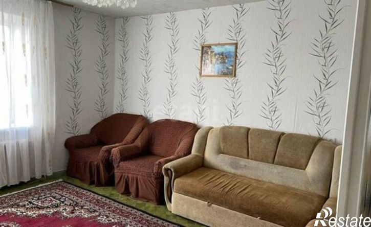 4-комн квартира улица 8 Марта, 15,  д. 15