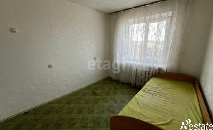 4-комн квартира улица 8 Марта, 15,  д. 15