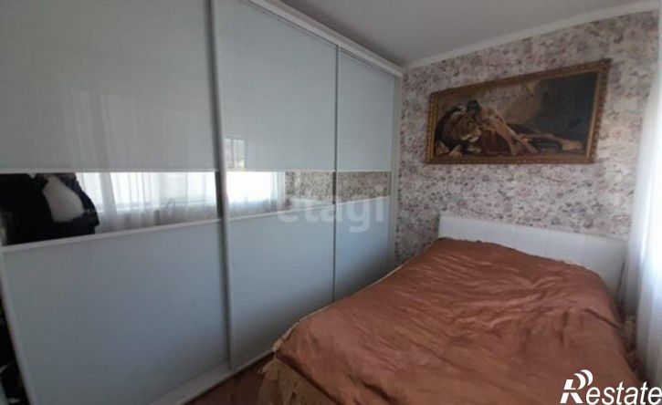 3-комн квартира улица Валеева, 3,  д. 3