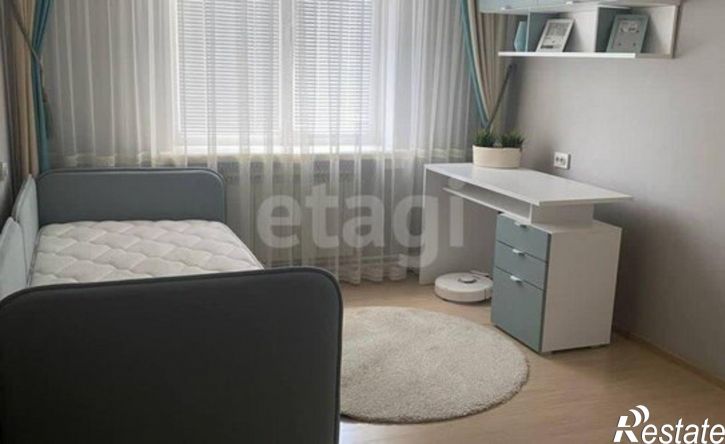 3-комн квартира улица Аминова, 2,  д. 2