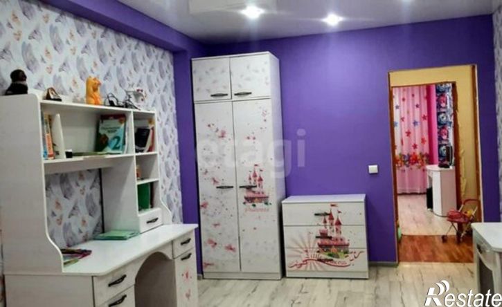 4-комн квартира улица Гафиатуллина, 52,  д. 52