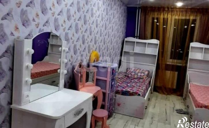 4-комн квартира улица Гафиатуллина, 52,  д. 52