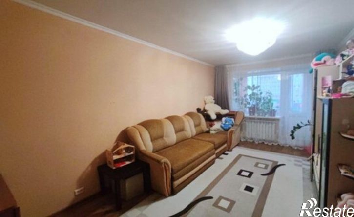 3-комн квартира пр-кт Нефтяников, 20,  д. 20