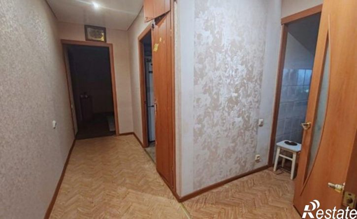 3-комн квартира пр-кт Нефтяников, 20,  д. 20