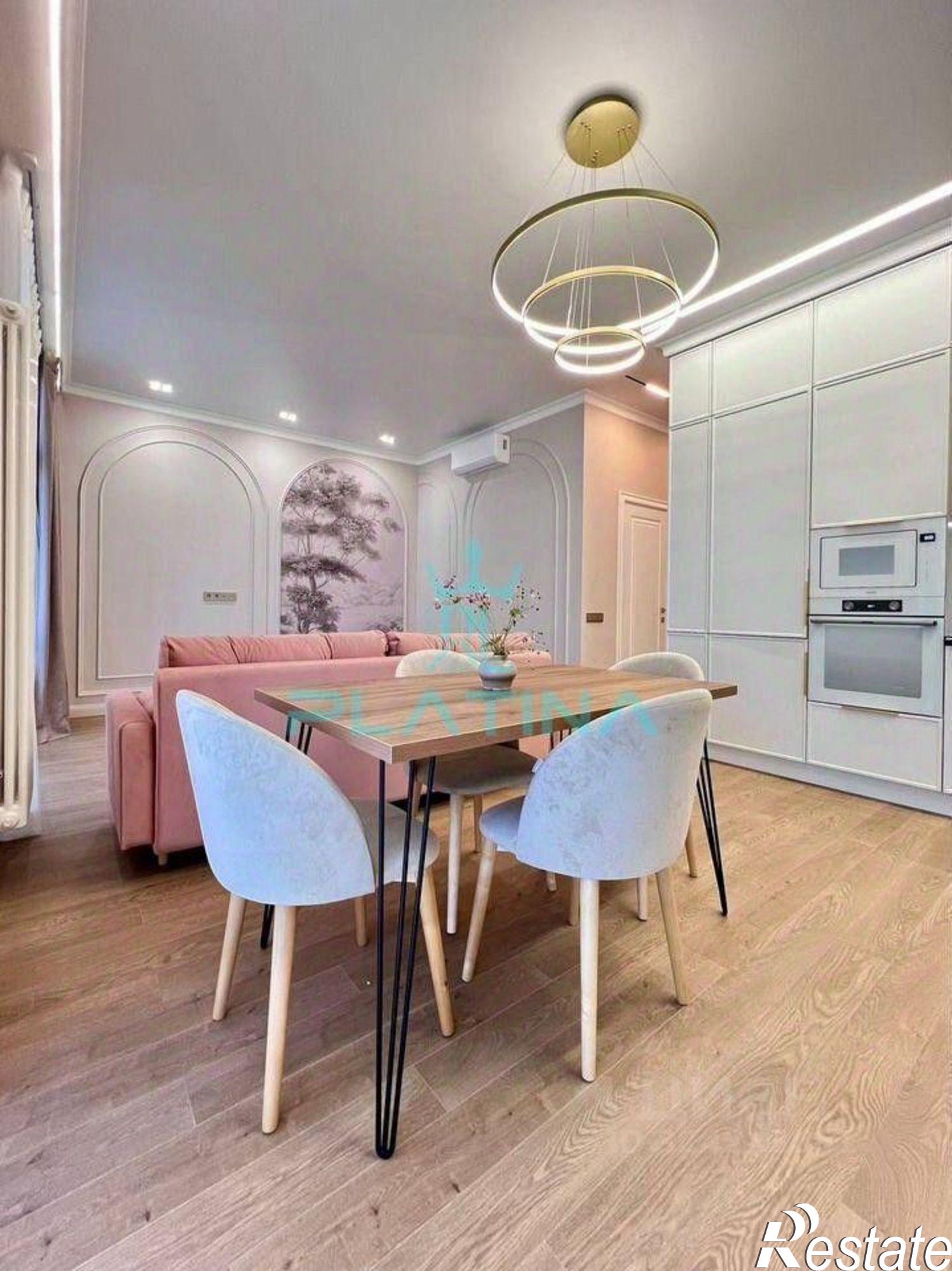 Сдать квартиру за 75 000 рублей на Казань