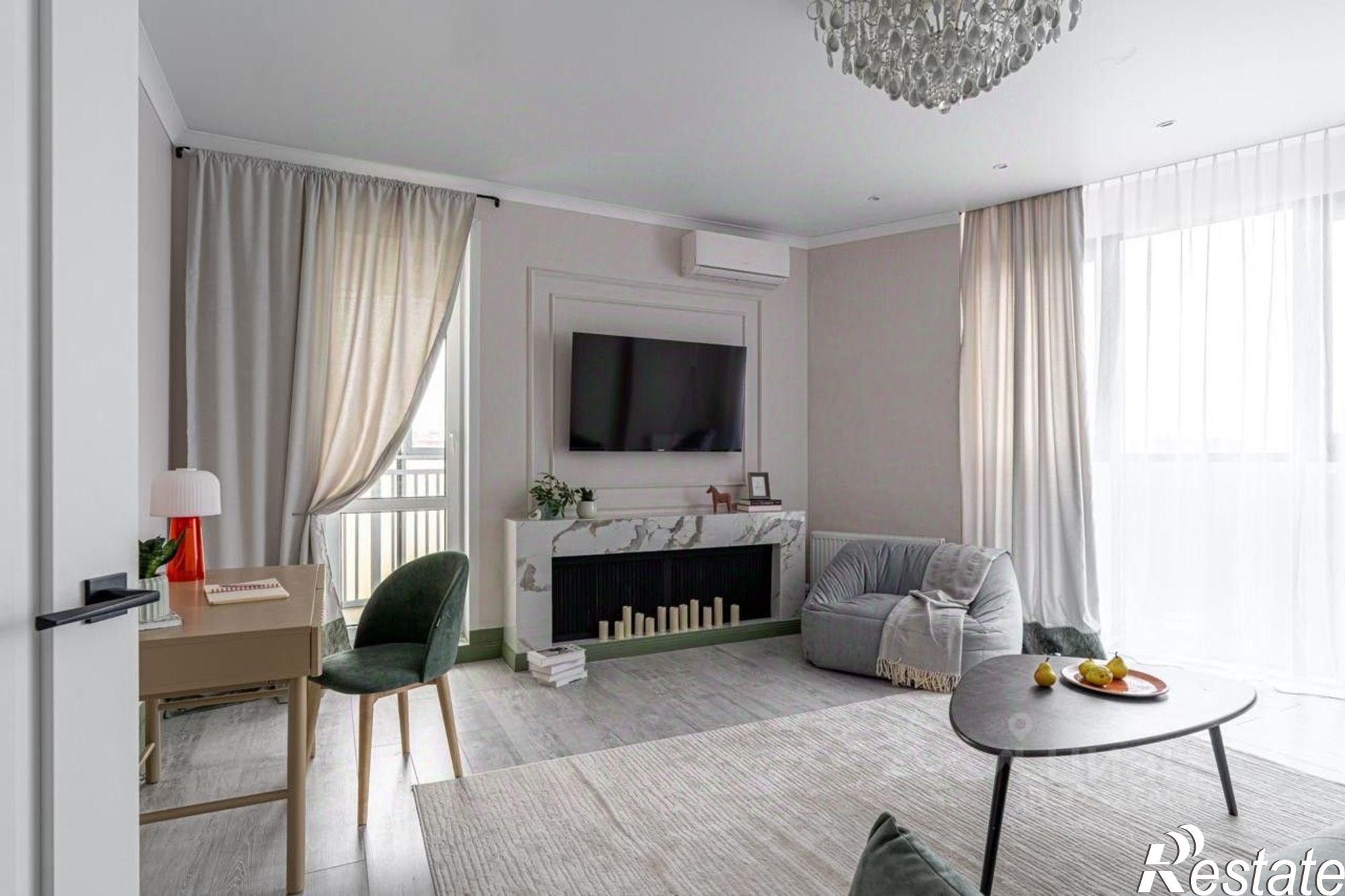 Сдать квартиру за 100 000 рублей на Казань, Танковая улица, 2