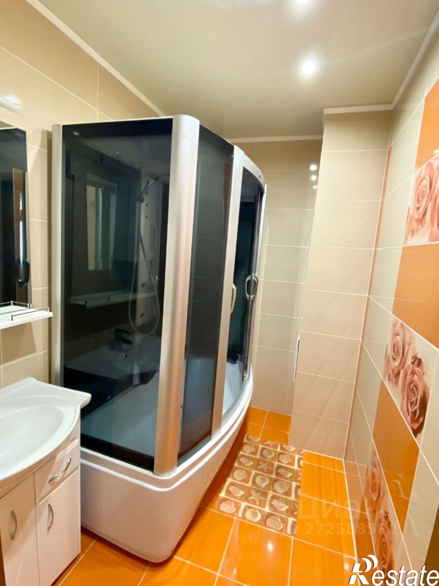 Сдать квартиру за 33 000 рублей на Казань, Курская улица, 20