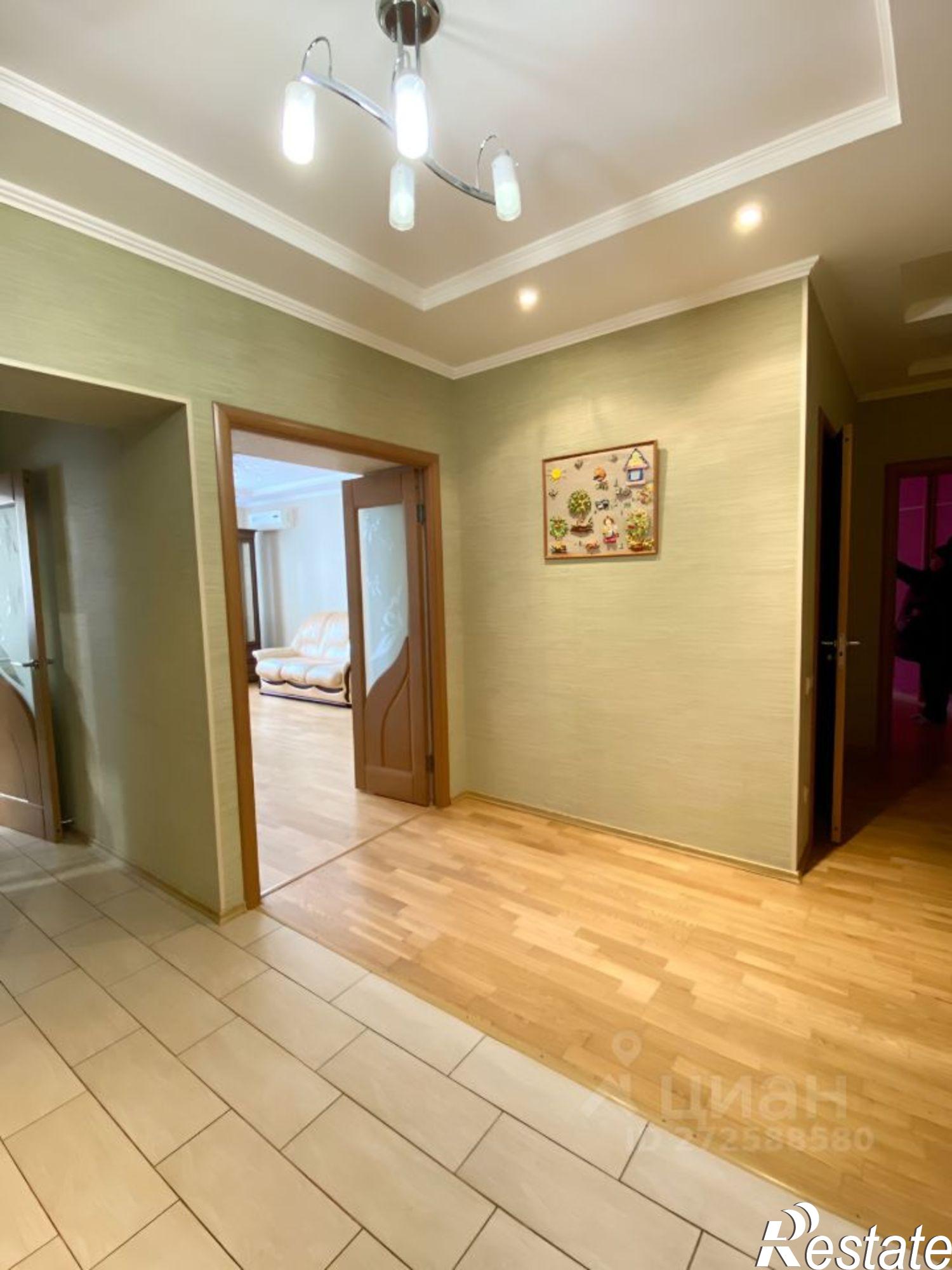 Сдать квартиру за 33 000 рублей на Казань, Курская улица, 20