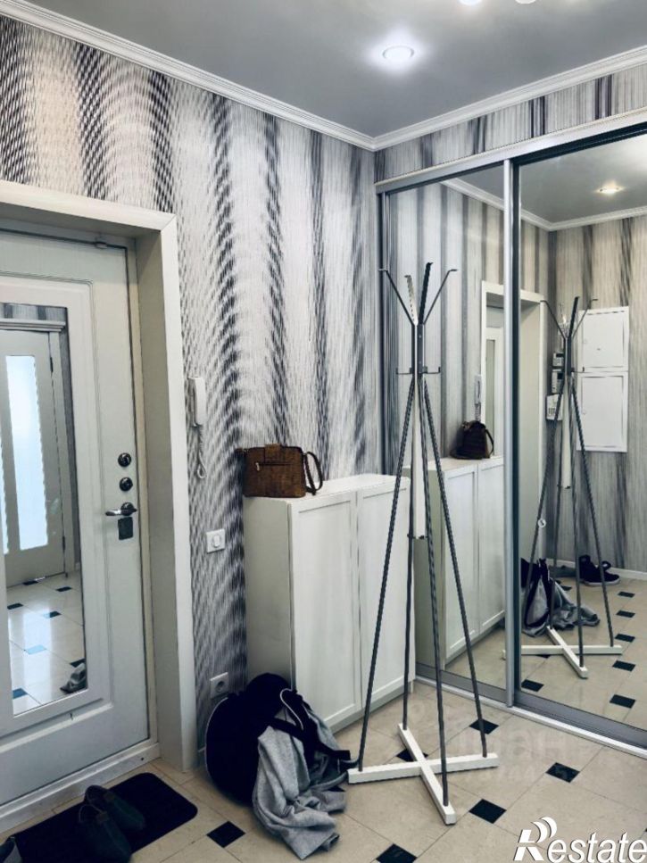 3-комн квартира Казань, улица Зинина, 34