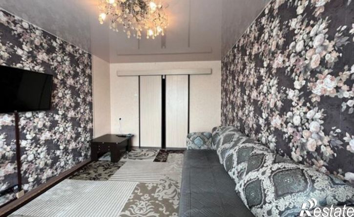 3-комн квартира Республика Татарстан (Татарстан), Набережные Челны, посёлок ЗЯБ, 18-й комплекс, 14