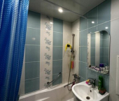 2-комн, 43кв м, этаж 1/5 пр-кт Строителей, 11а