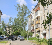 2-комн, 42кв м, этаж 1/5 ул Академика Королева, 41