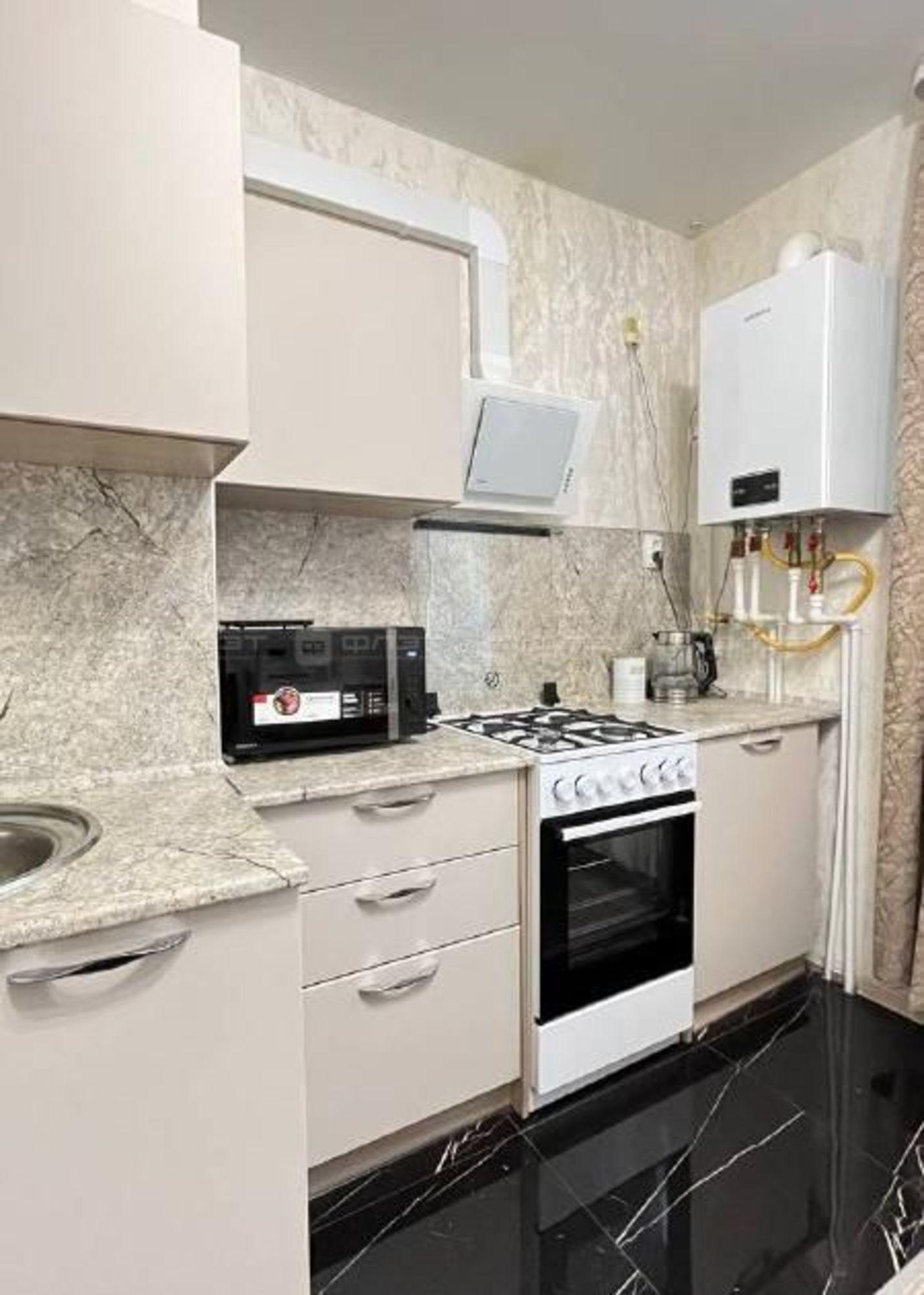 Купить квартиру за 4 170 000 рублей на 13-й квартал, дом 2