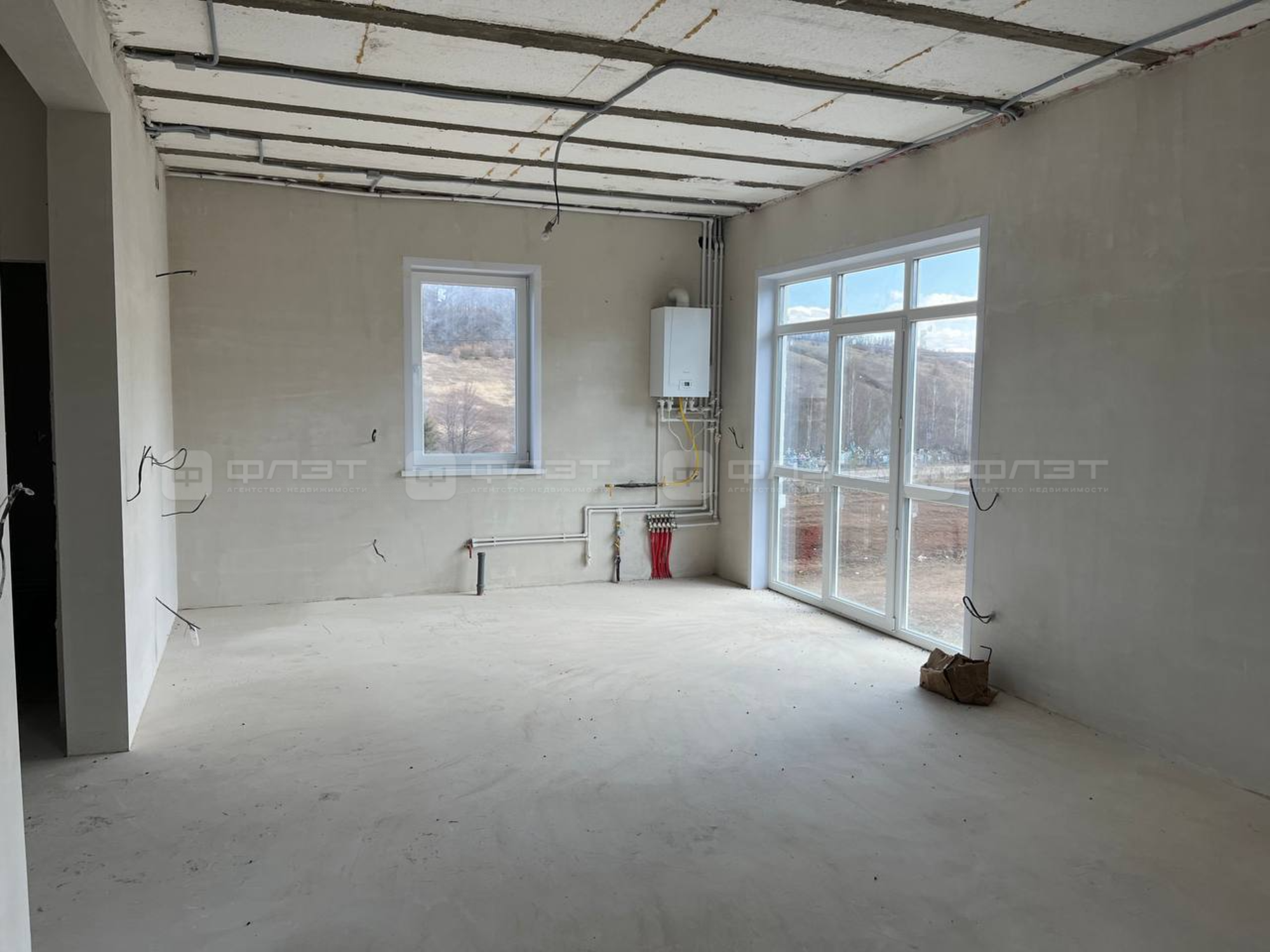 Купить дачу, дом, коттедж за 9 990 000 рублей на ул. Ясная, дом 52