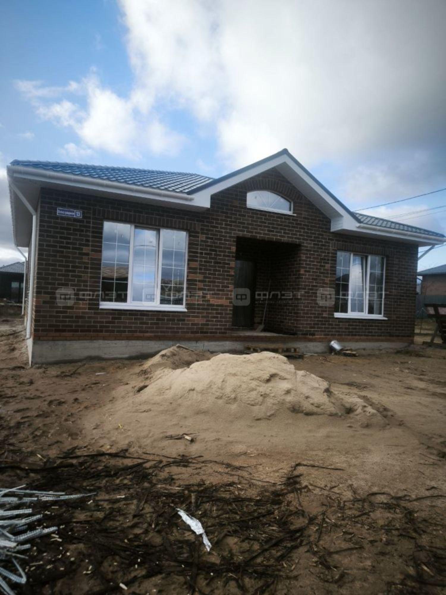 Купить дачу, дом, коттедж за 9 500 000 рублей на ул. Виноградная, дом 13