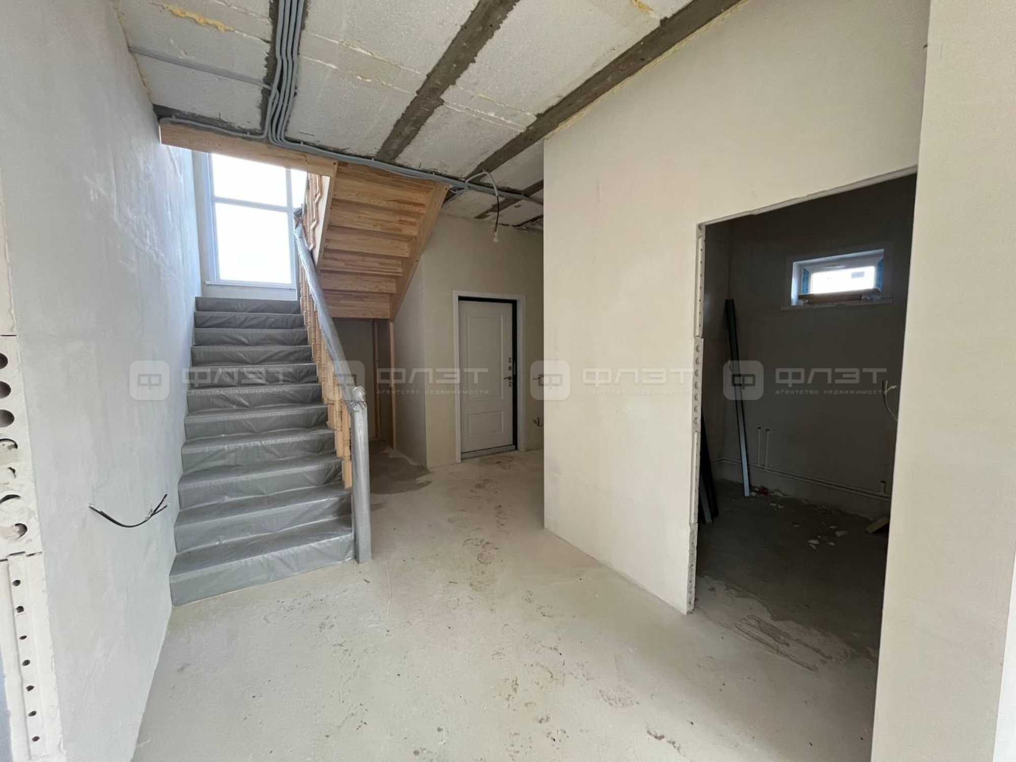 Купить дачу, дом, коттедж за 9 990 000 рублей на ул. Ясная, дом 52