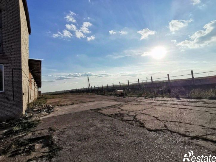 Производственное помещение с. Новотроицкое, ул. Берёзовая, д. 14