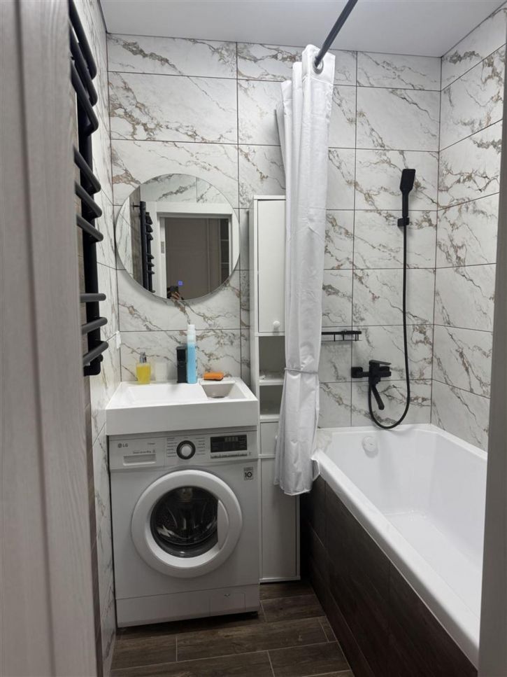 2-комн квартира в новом доме пр-кт Строителей, д. 74