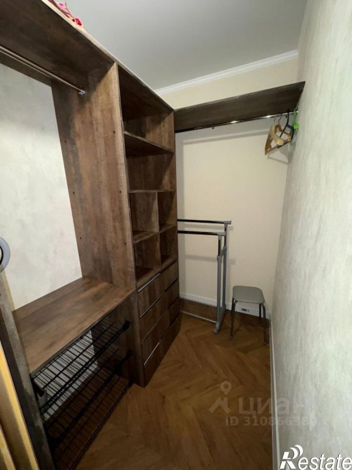 1-комн квартира проспект Строителей, 80,  д. 80