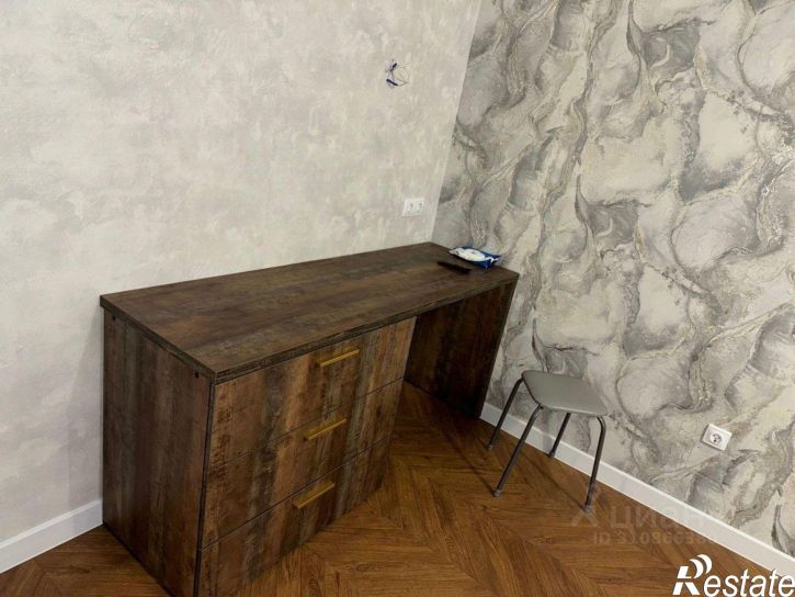 1-комн квартира проспект Строителей, 80,  д. 80