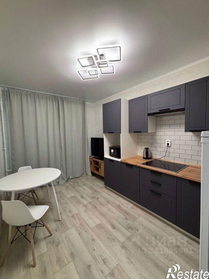 1-комн квартира проспект Строителей, 70,  д. 70