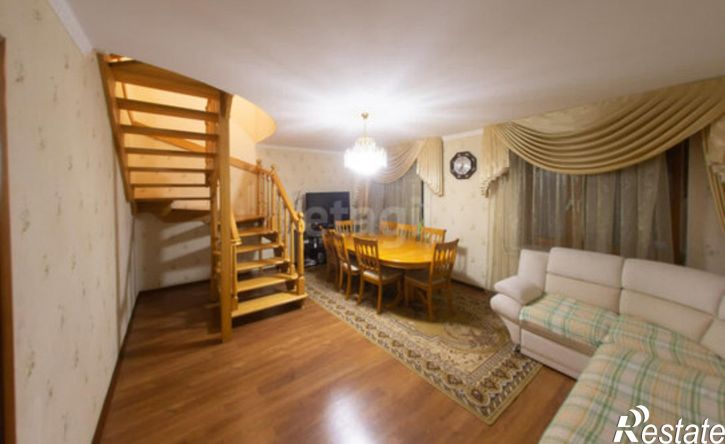 6-комн квартира проспект Строителей, 10,  д. 10