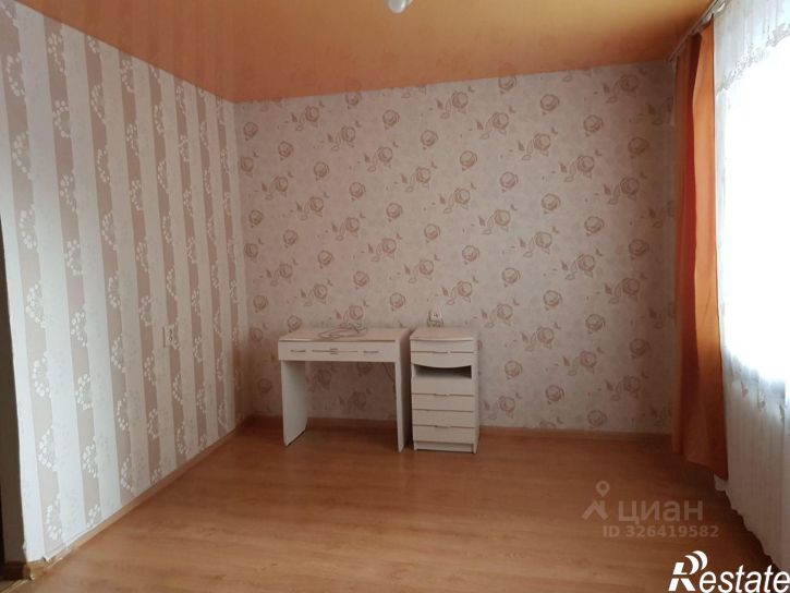 1-комн квартира улица Космонавтов, 1,  д. 1