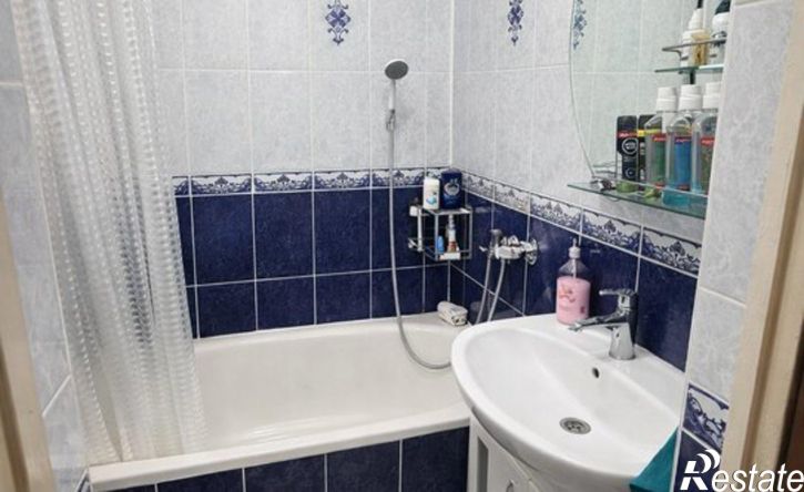 3-комн квартира улица Давыдова, 88,  д. 88
