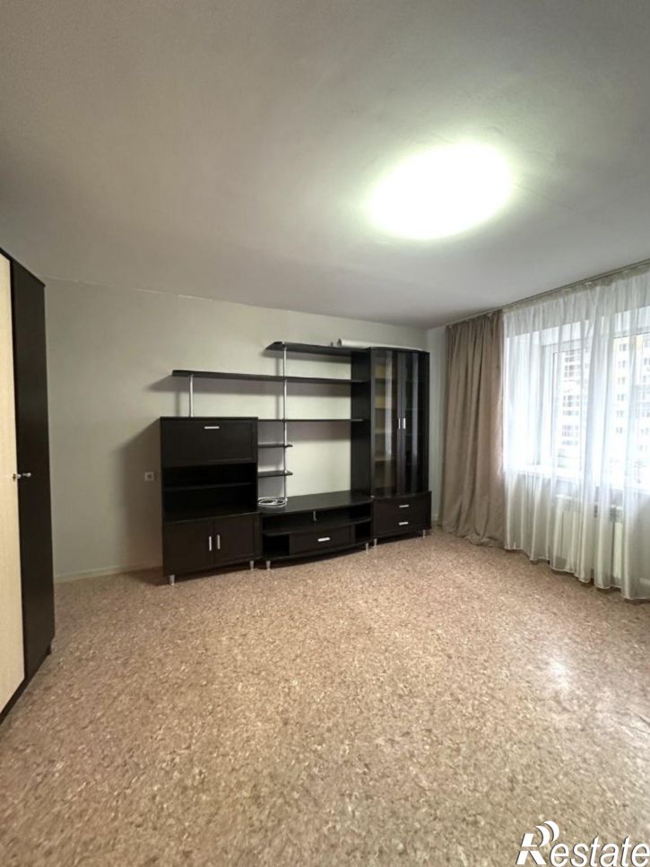 2-комн квартира пр-кт Строителей, 17,  д. 17