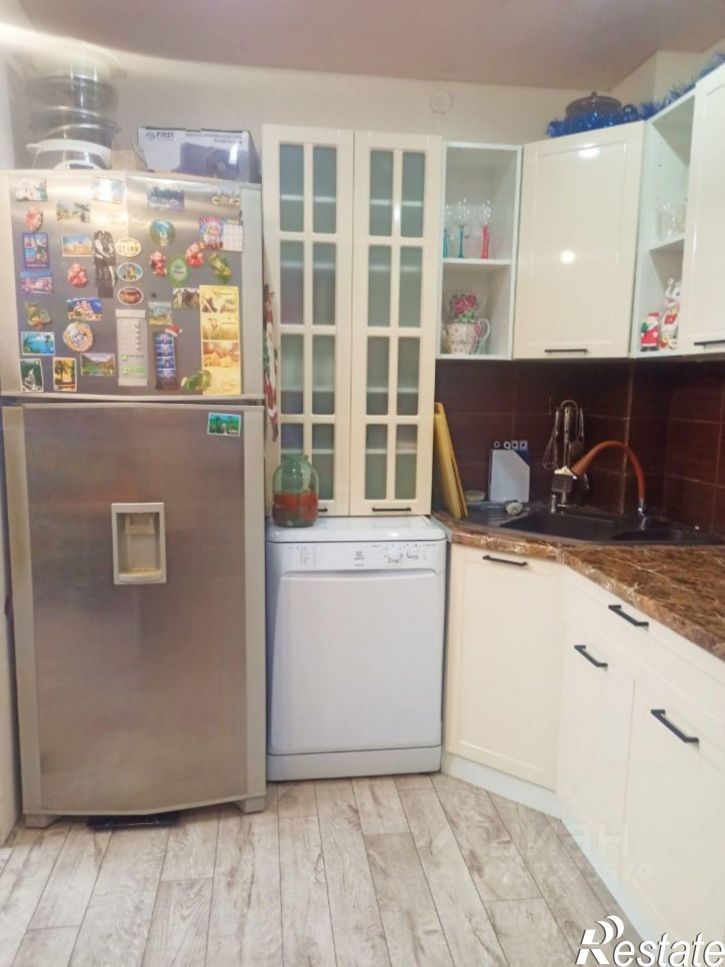 4-комн квартира ул Комарова, 22,  д. 22