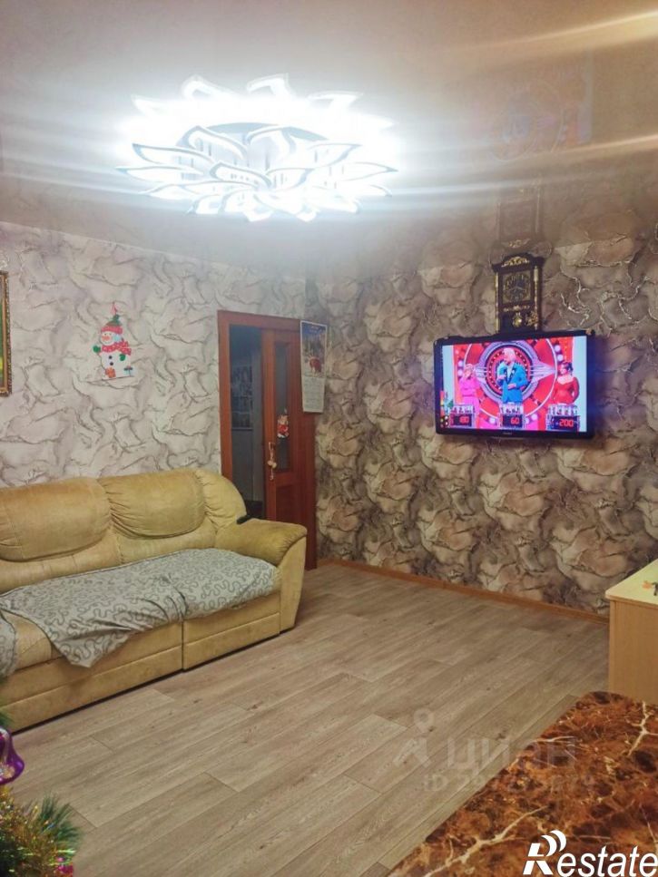 4-комн квартира ул Комарова, 22,  д. 22