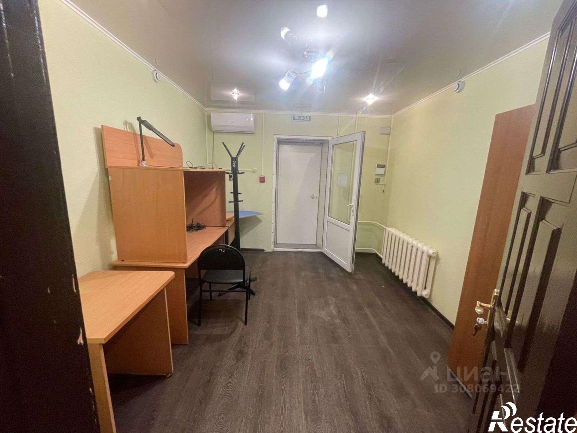 Купить офис, помещение под офис за 8 500 030 рублей на ул Строителей, 23
