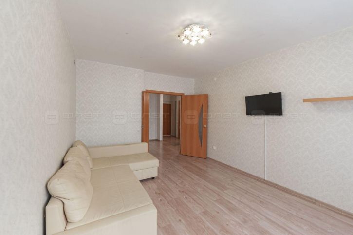 3-комн квартира ул. Ясная поляна, дом 17