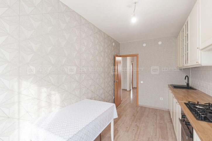 3-комн квартира ул. Ясная поляна, дом 17