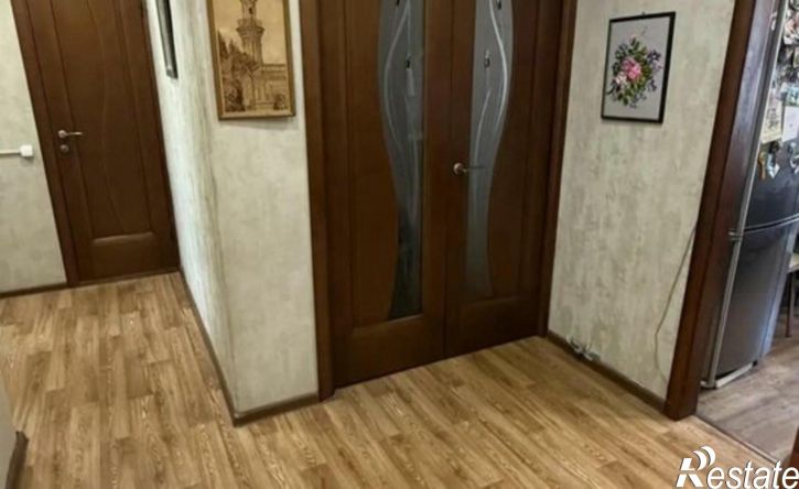 3-комн квартира ул Комарова, 25,  д. 25