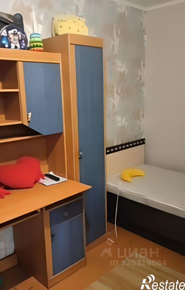 3-комн квартира улица Засорина, 9,  д. 9