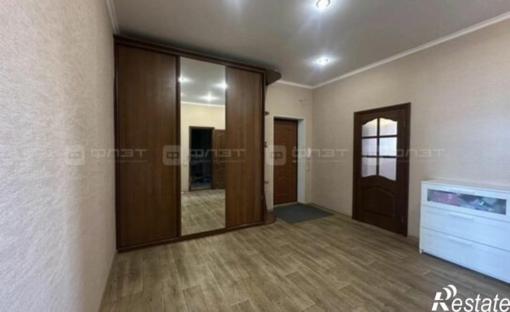 2-комн квартира Республика Татарстан (Татарстан), Казань, улица Нурсултана Назарбаева, 10