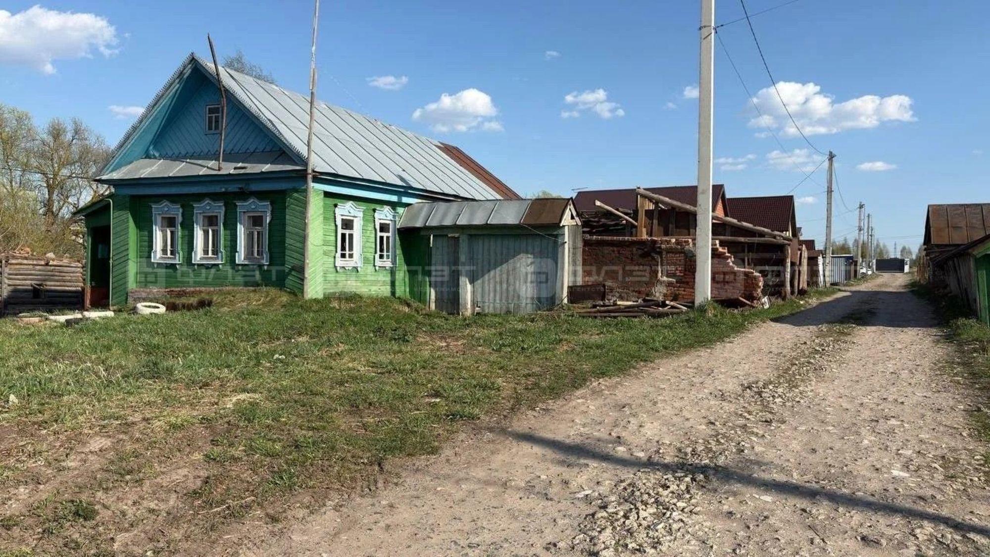 Купить землю, земельный участок за 15 000 000 рублей на ул. Комарова, дом 2