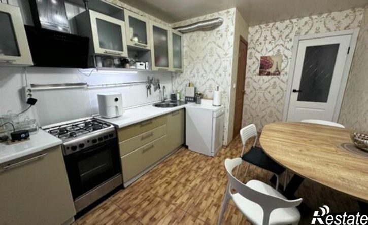 3-комн квартира Республика Татарстан (Татарстан), Казань, улица Комиссара Габишева, 1