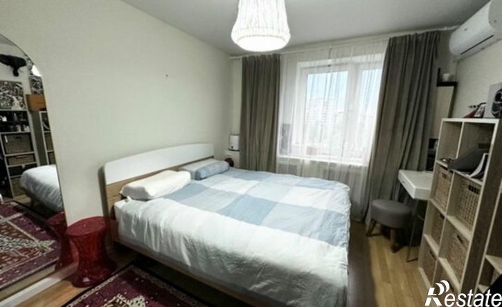 3-комн квартира Республика Татарстан (Татарстан), Казань, улица Комиссара Габишева, 1