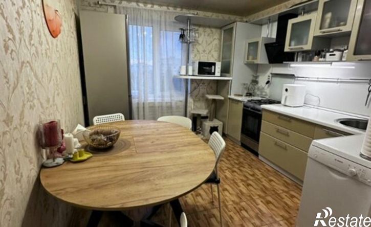 3-комн квартира Республика Татарстан (Татарстан), Казань, улица Комиссара Габишева, 1