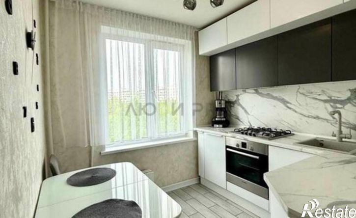 3-комн квартира Республика Татарстан (Татарстан), Набережные Челны, проспект Мира, 47